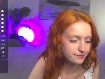 girl
        charming_flower cam image #179893
