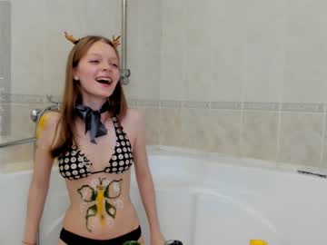 girl
        whitneyharriss cam image #138471