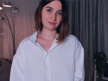 girl
        ainsleyblumer cam image #146422