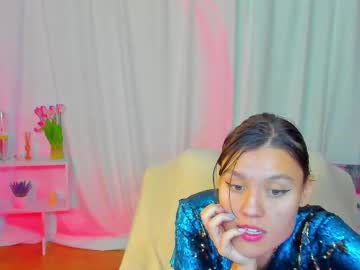 girl
        lika_diaz cam image #217282