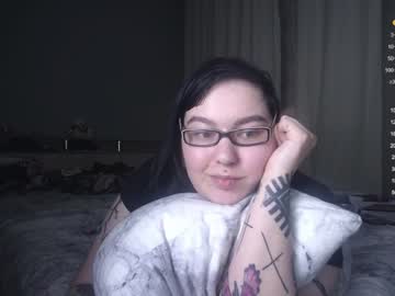 girl
        8wolf8 cam image #148098