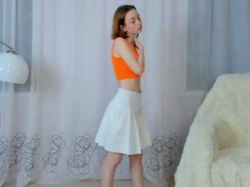 girl
        constancefyr cam image #95734