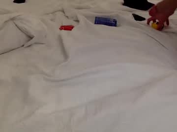 couple Latina Sex Cam with lunalynn28