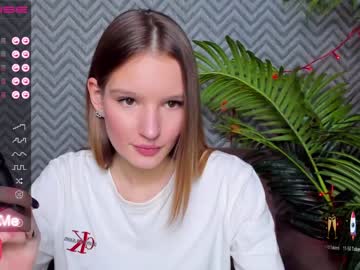 girl
        aylin_cute cam image #45480
