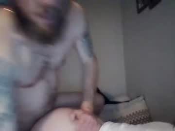 couple
        noahandamanda cam image #28529