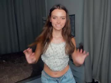 girl
        daisyfoulks cam image #186186