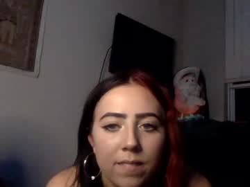 couple
        veronicawellss cam image #76380