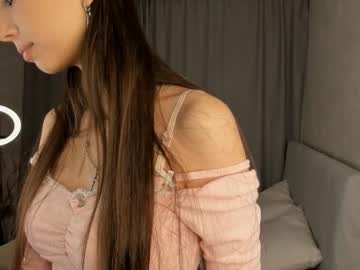 girl
        augustacurington cam image #230507