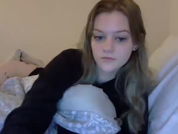 girl
        unholyxholly cam image #65311