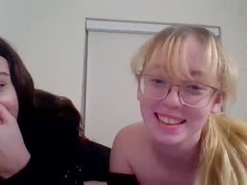 girl
        blonde_katie cam image #129755