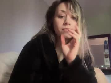 girl
        mommyswett cam image #153454