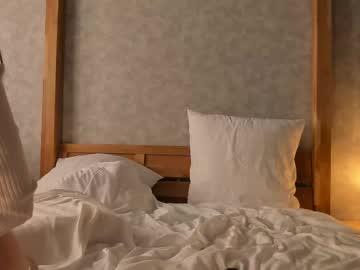 girl Latina Sex Cam with milka_bunny