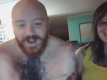 couple
        naughtynerds69 cam image #115837