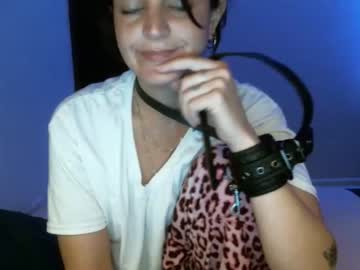 girl
        jessiesmith28 cam image #78337