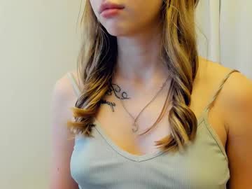 girl
        moodofthemoon cam image #113998