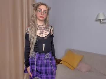 girl
        anabelmoons cam image #241264