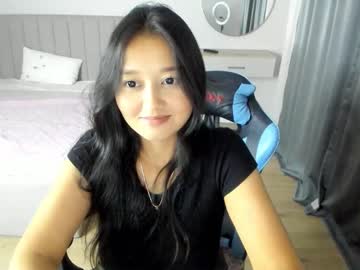 girl
        oeku cam image #206872