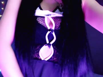 girl
        minasoul cam image #194202