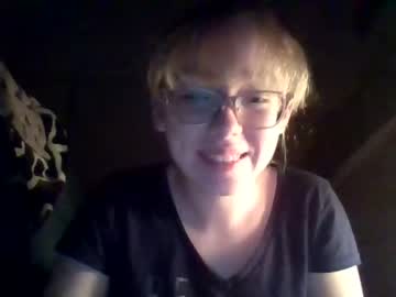 girl
        blonde_katie cam image #129741