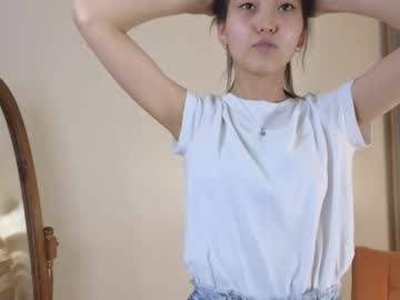 girl
        albertaedgington cam image #178484