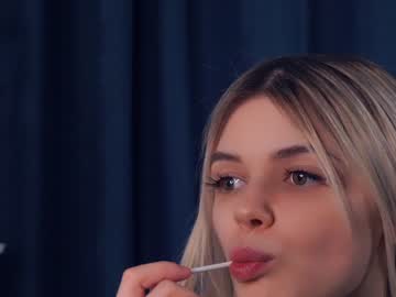 girl
        normabrandon cam image #150690