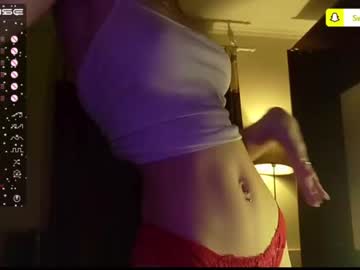 girl
        bettysweetie18 cam image #62944