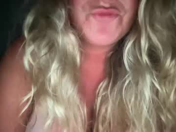 girl Latina Sex Cam with caromarie97