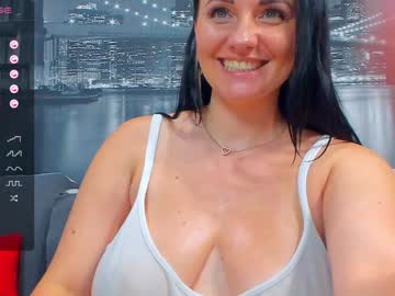 girl
        stunning_lily cam image #113312