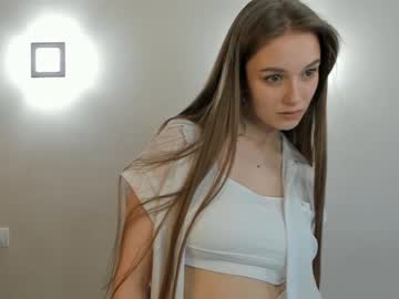 girl
        dashadevushka cam image #91920