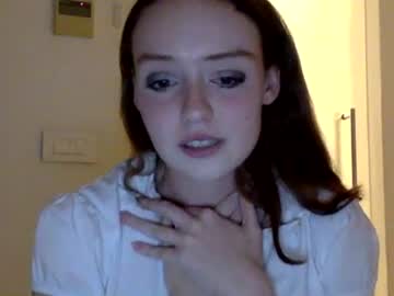 girl
        evangeline999 cam image #205328