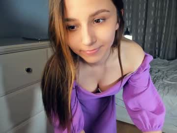girl
        shinyydiamond cam image #97922