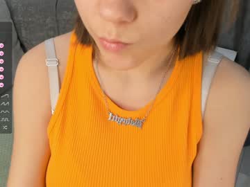 girl
        blissgliss cam image #144221