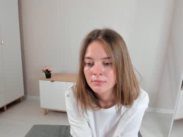 girl
        arletteclemon cam image #164032