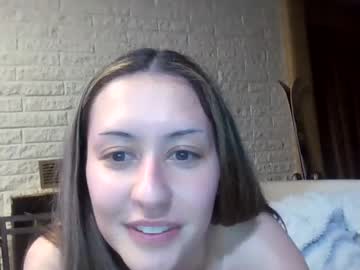girl
        beeps107 cam image #246683