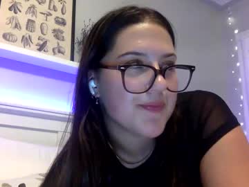 girl
        heartiexo cam image #198394