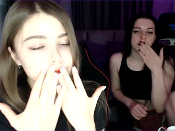 girl
        blackykit cam image #36719