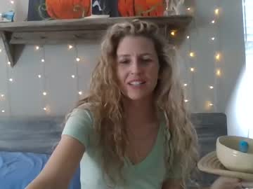 girl
        progoddess cam image #121799