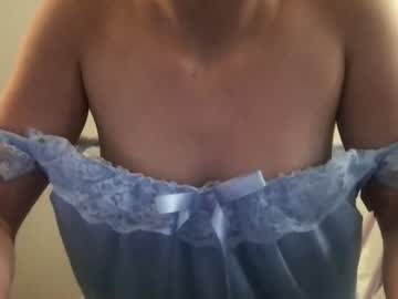 girl
        swoonforme cam image #75253