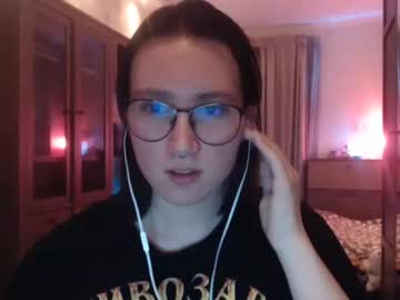 girl
        s_cara cam image #148655