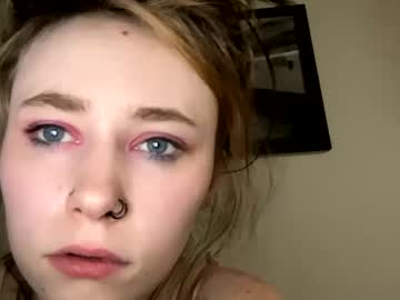 girl Latina Sex Cam with big_hails1