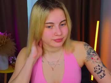 girl
        ginnystar cam image #244116