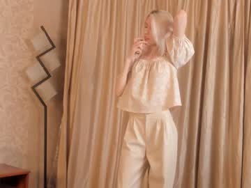 girl
        babyblondea cam image #77603