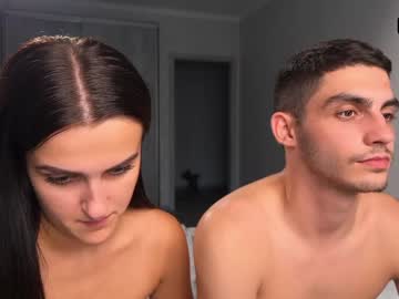 couple
        hubnltdv2_0 cam image #199306
