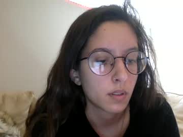 girl
        sourmelonss cam image #91965