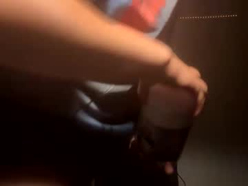 girl
        universethadon cam image #175421