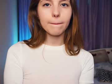 girl
        constanceglascov cam image #255879