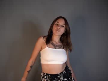 girl
        katetoday cam image #116142