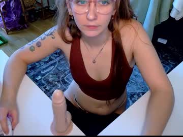 girl
        adalinarae cam image #225606