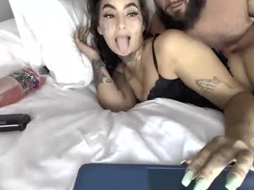 couple Latina Sex Cam with xtika