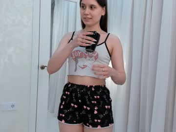 girl
        audreychesbrough cam image #148697